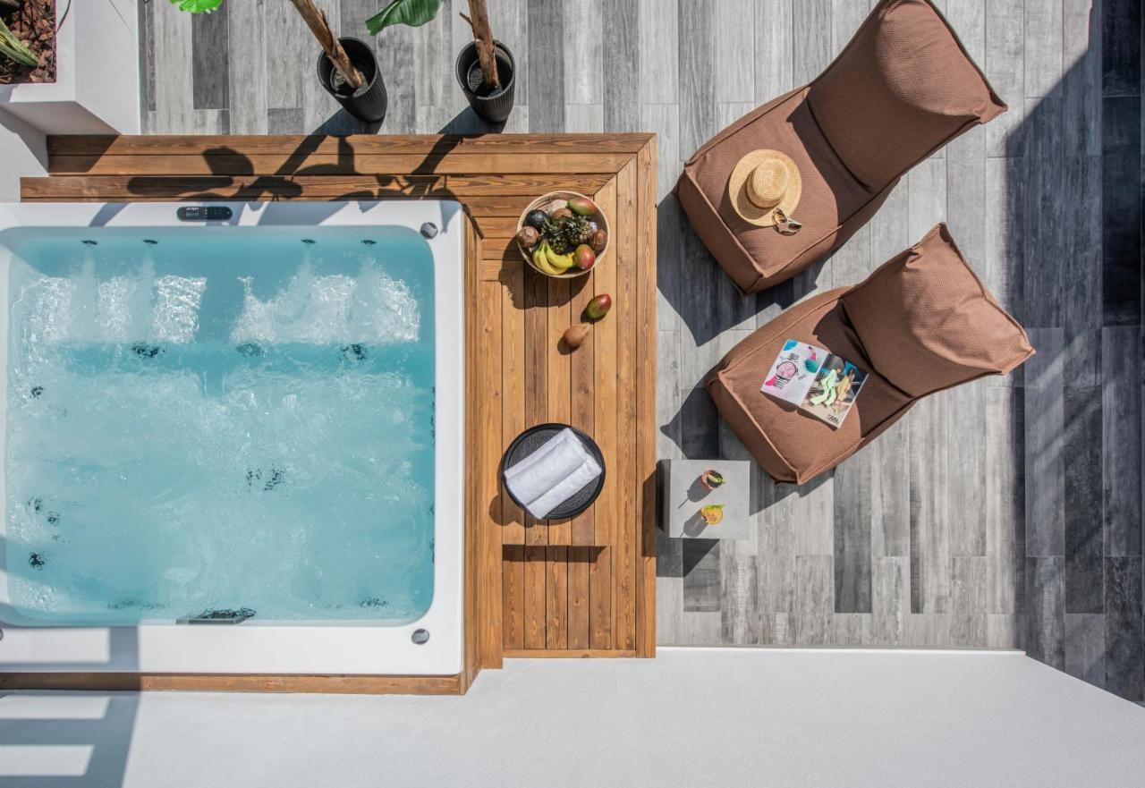 Maison Aqua Suite With Private Mini Pool Jacuzzi Herszonisszosz Kültér fotó